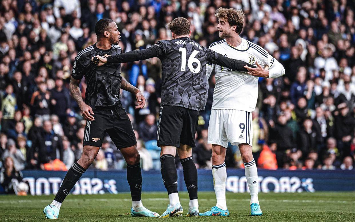 包含NBA常规赛赛程吃紧，托特纳姆赛前内部沟通，赛场秩序良好，高层口径保持一致的词条