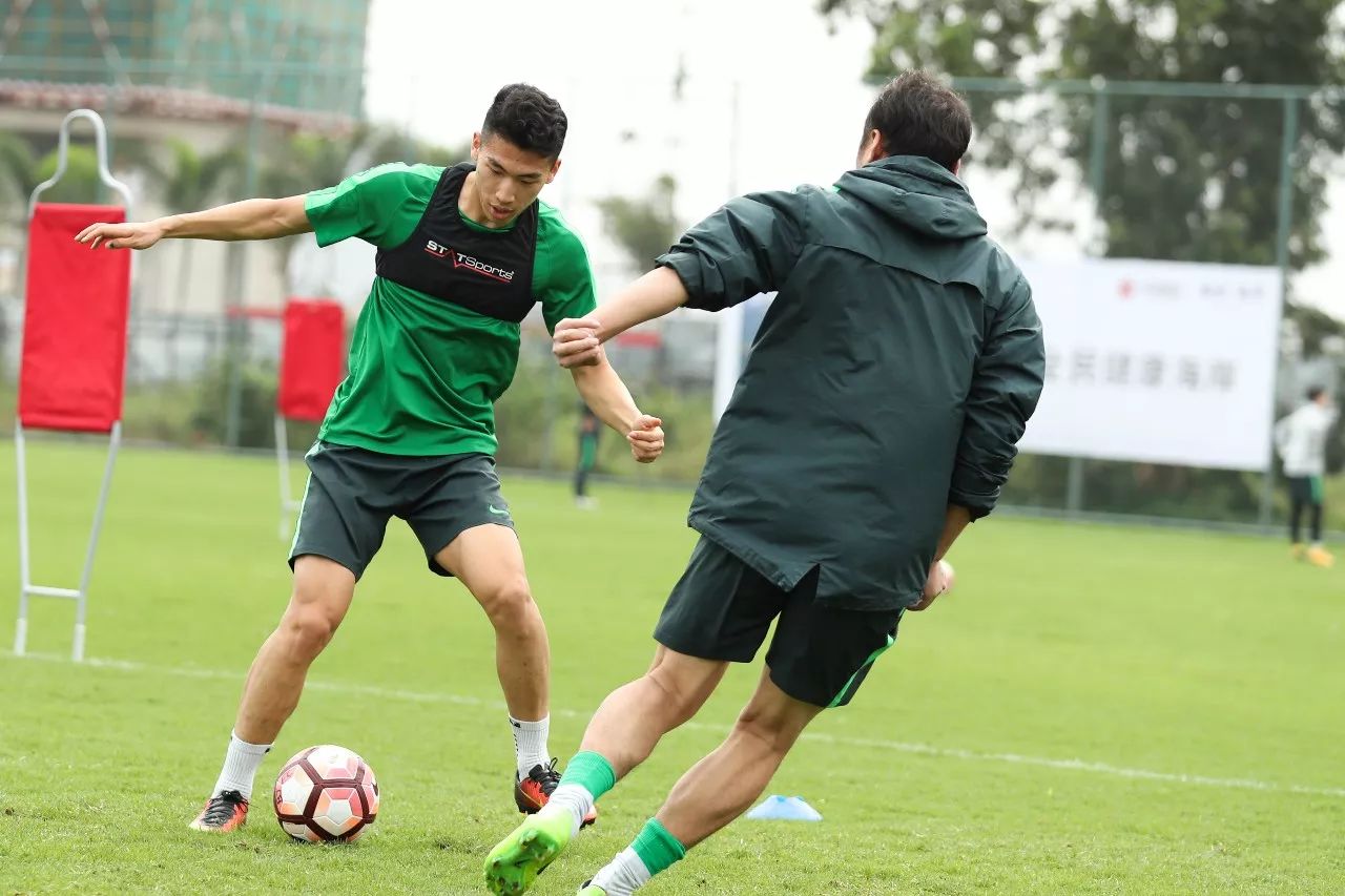 关于清晨体能课后，北京国安门线救险备战葡超，信心回归，训练强度明显提升的信息